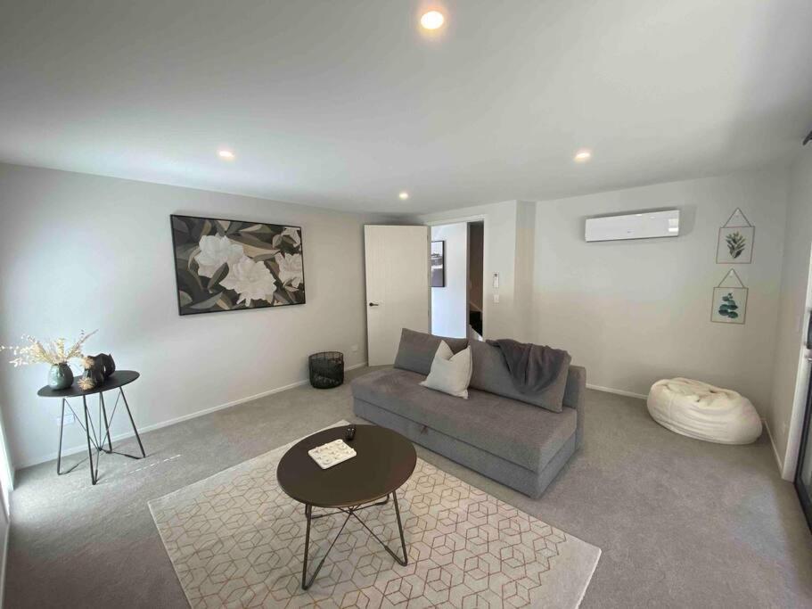 Vila Luxury Escape In Cbd - Walking Distance To Town Tauranga Exteriér fotografie